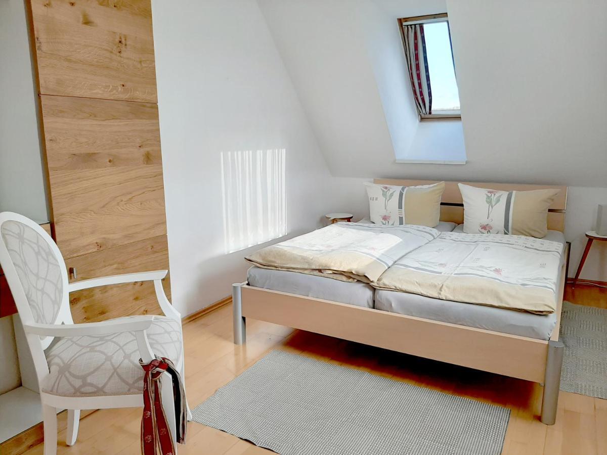 Atelier Gruenfink Ferienwohnung Clausnitz Exterior foto